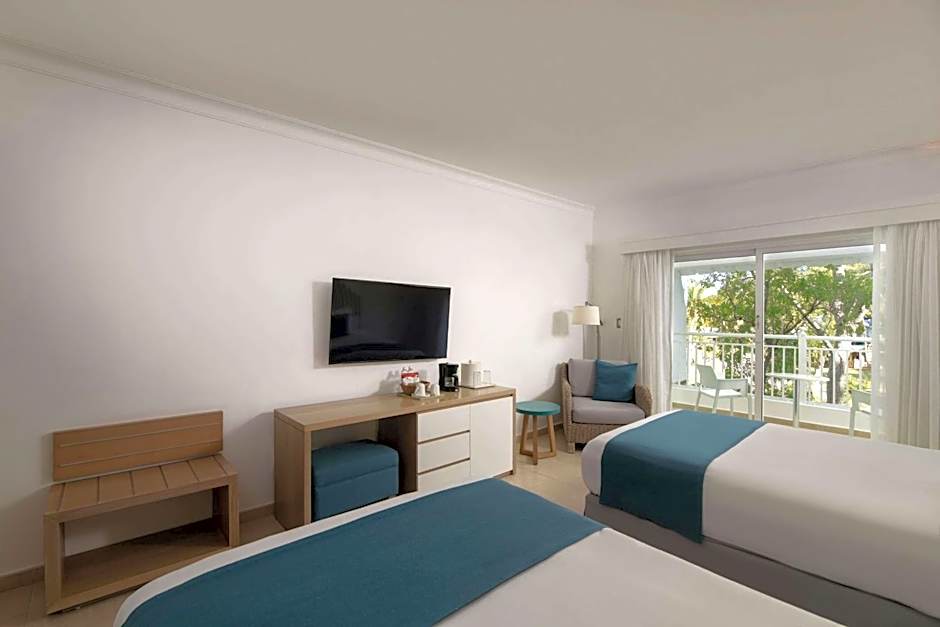 Wyndham Alltra Samana All Inclusive Resort