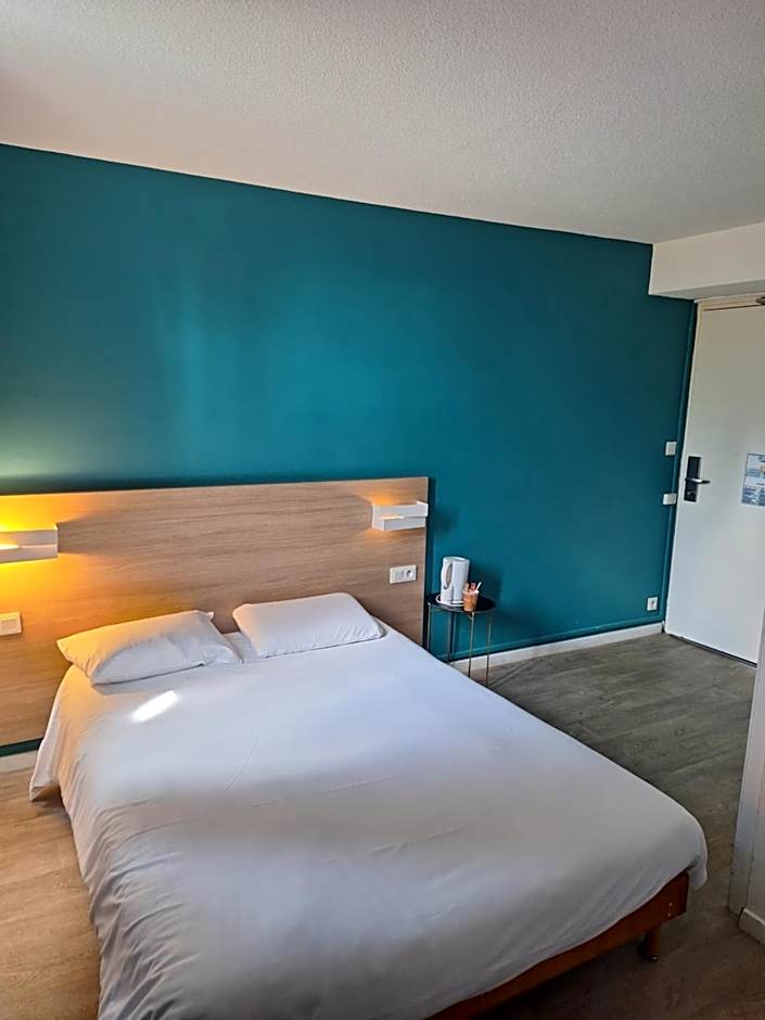 Brit Hotel Essentiel Tours Nord