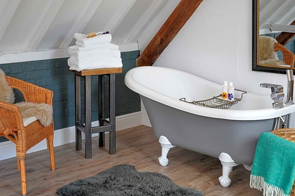 Bird & Carter Fonthill