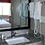 Days Inn & Suites by Wyndham Springfield on I-44