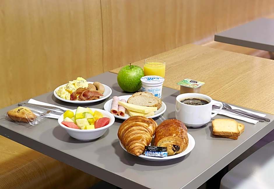 B&B HOTEL Paris Le Bourget