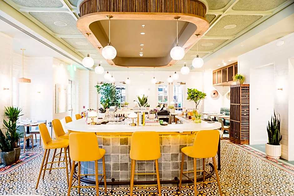 The Lindy Renaissance Charleston Hotel