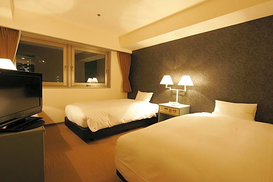 Green Rich Hotel Nishitetsu Ohashi Ekimae
