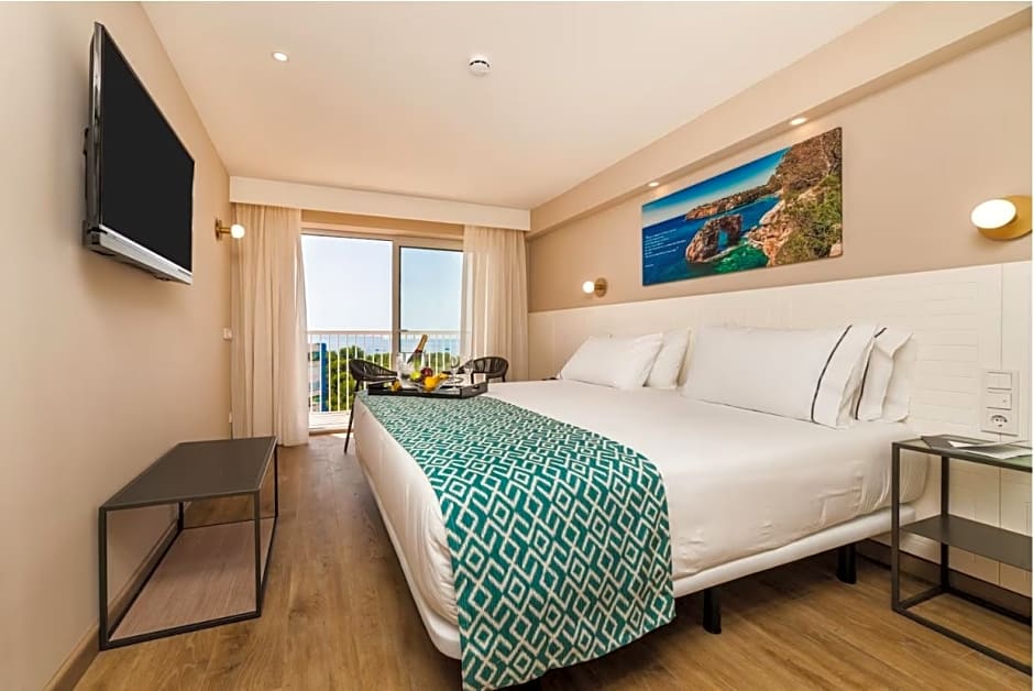 Photo 1 of 1 of 1 Extra Bed, Sea View