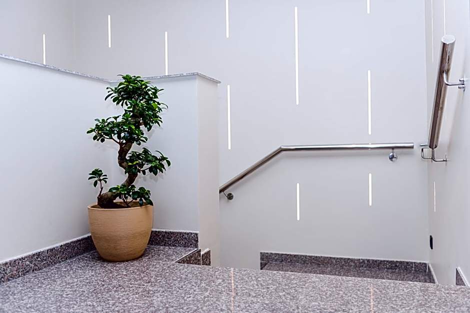 360 Grad Hotel & Bar