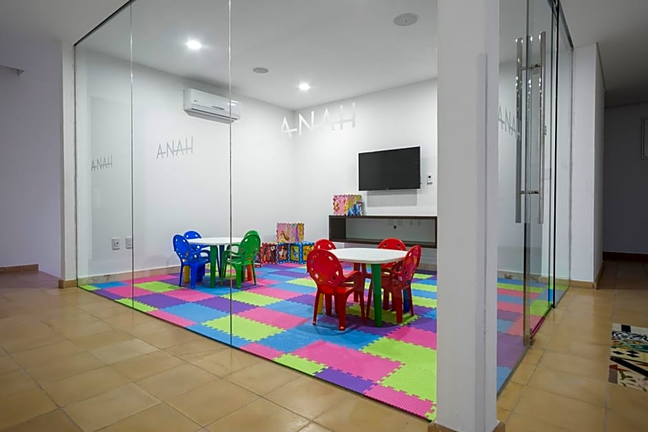Anah Suites