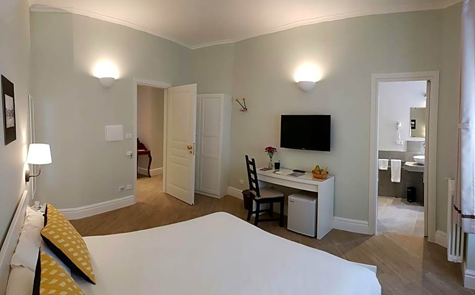 Roman Suite Guest House