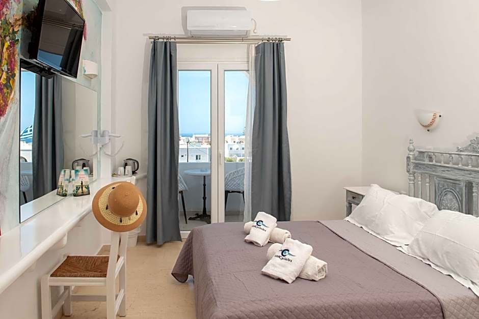 Cyclades Hotel