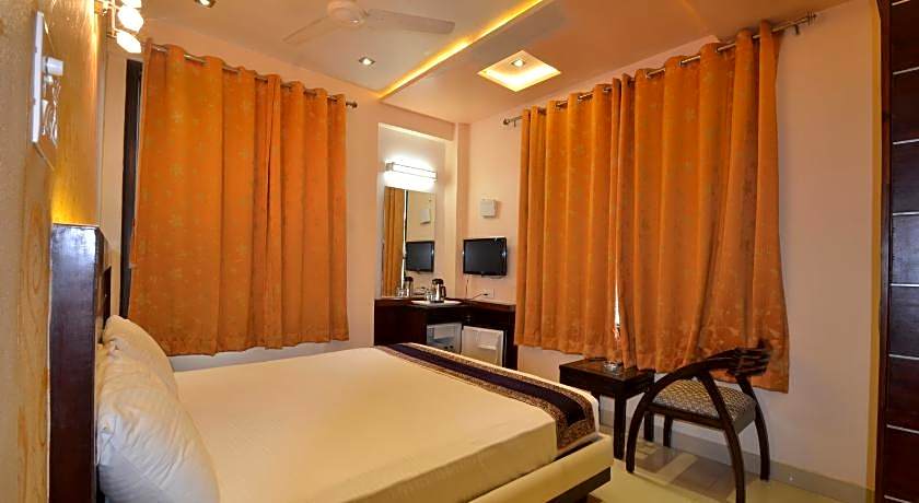 Hotel Central Residency