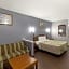 Scottish Inn & Suites