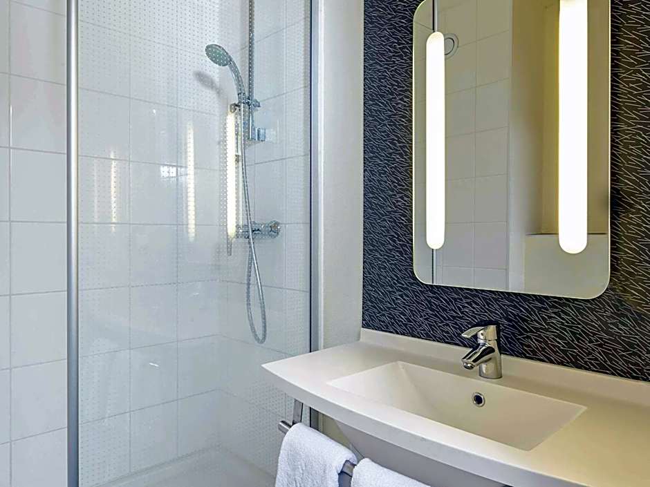 ibis Chartres Ouest Luce