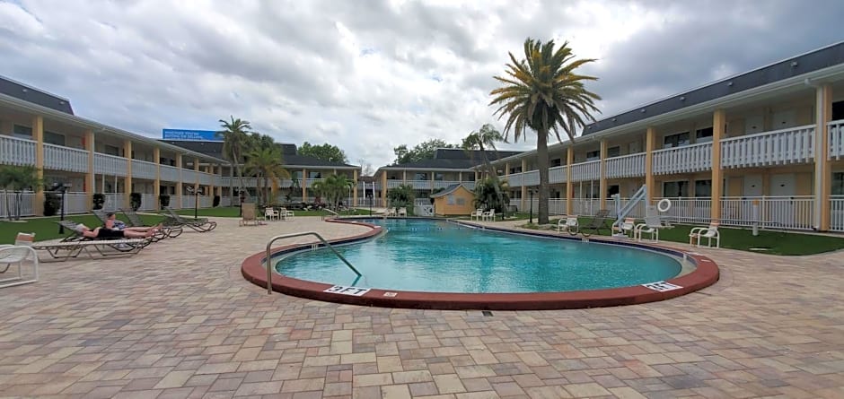 Rodeway Inn