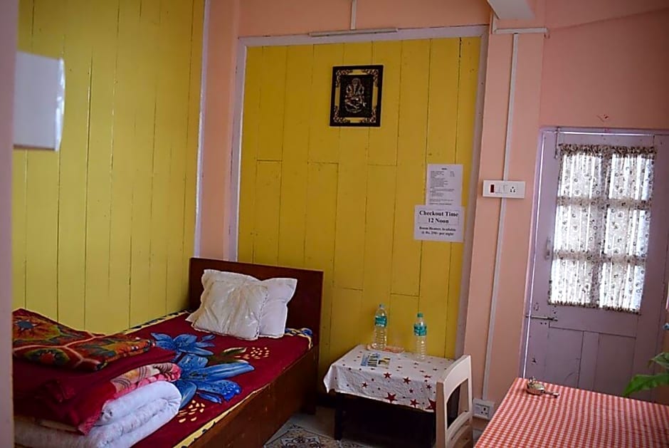 Goroomgo Smriya Homestay Darjeeling