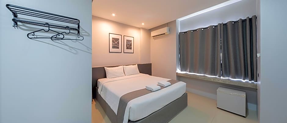 C2U Hotel Uthai Thani