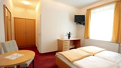 Single Room with Garden View