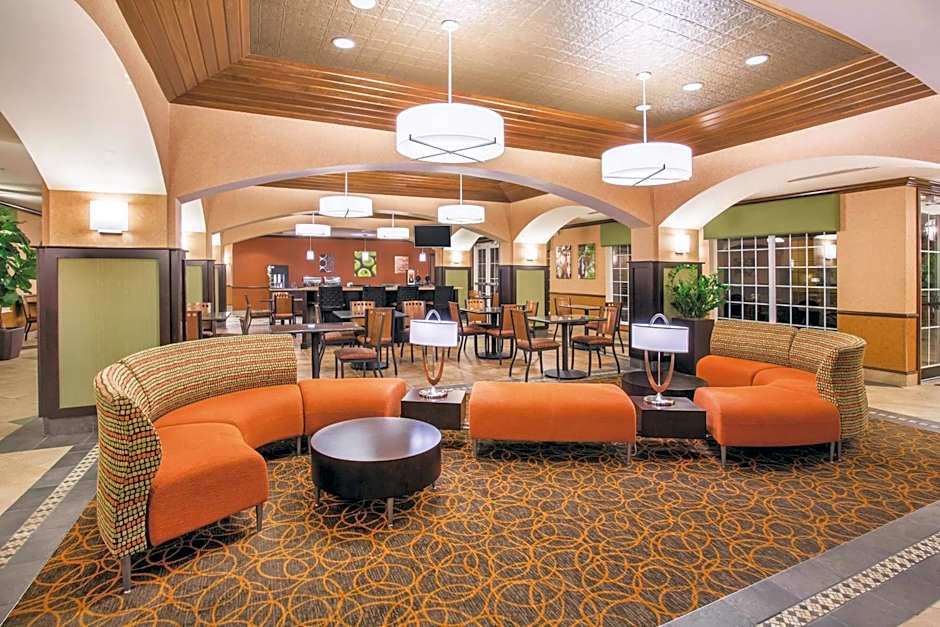 La Quinta Inn & Suites by Wyndham Bentonville