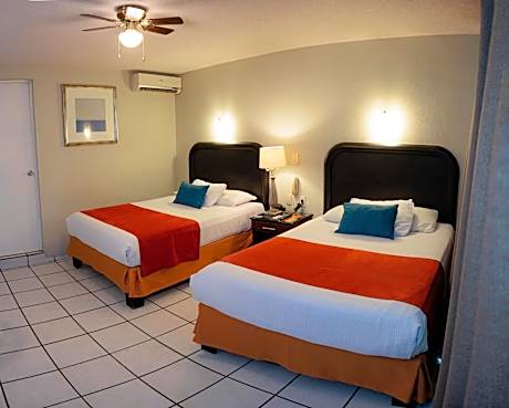 2 Double Beds Non-Smoking