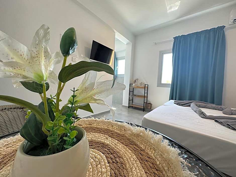 Sun Plaza Suites - Adults Only