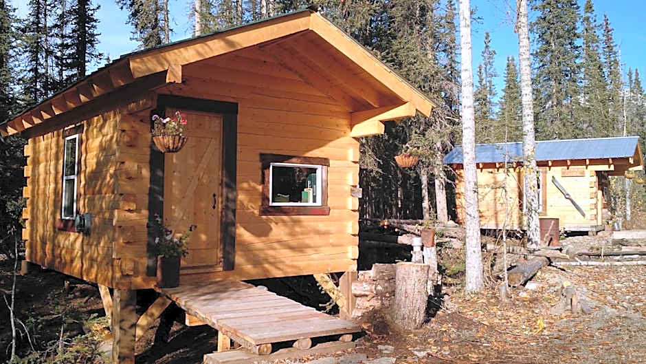 Blackburn Cabins - McCarthy, Alaska