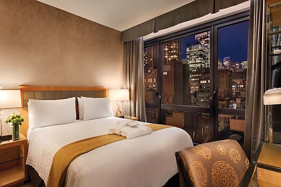 Photo 1 of 9 of Executive 1 Queen Bed, Empire State Building View