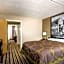 Super 8 by Wyndham Sevierville Riverside