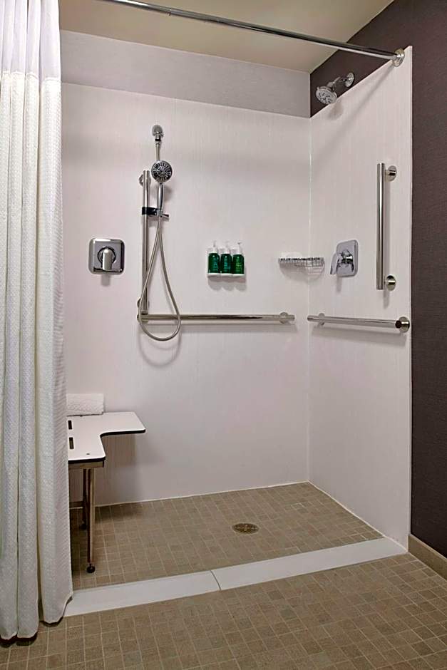 Courtyard by Marriott Chicago Lincolnshire