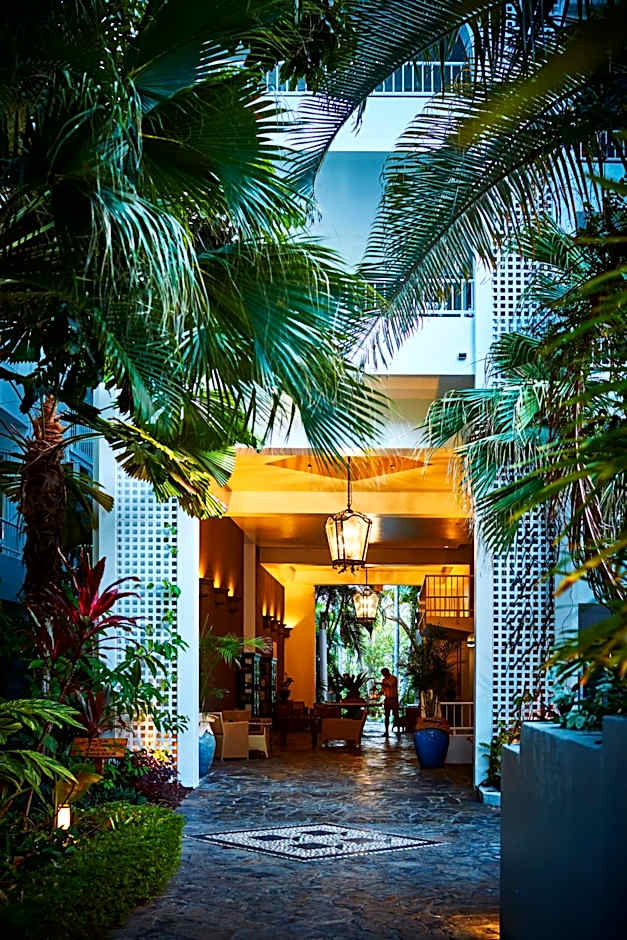 Alamanda Palm Cove Resort by Lancemore