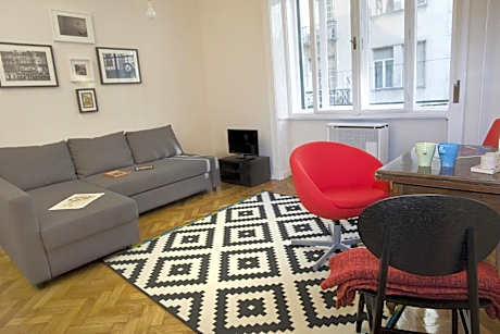 Studio with Street View