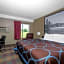 Super 8 by Wyndham Glenwood