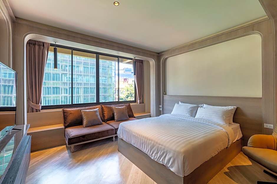 The Spades Private Residence