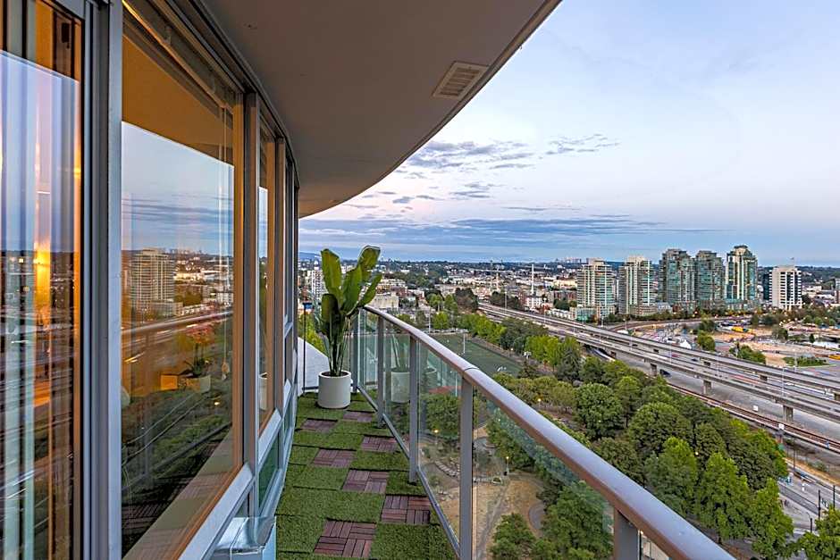 Condo in Downtown Vancouver - Near Rogers Arena