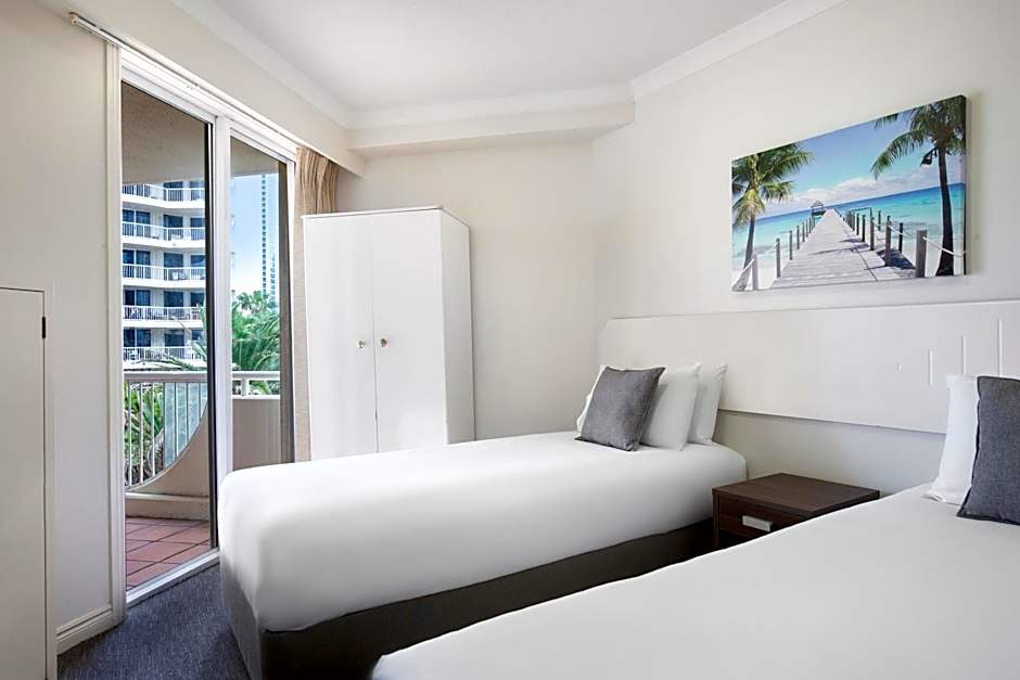 BreakFree Moroccan Surfers Paradise