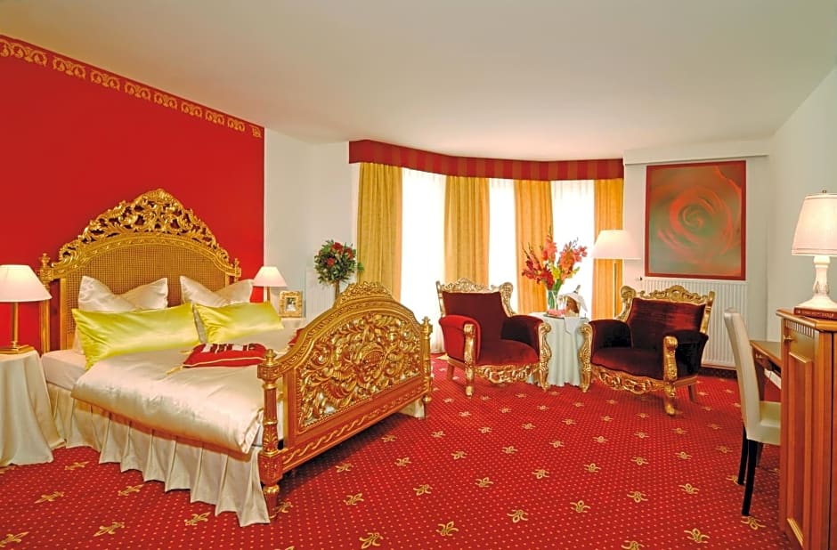 Central Boutique Hotel