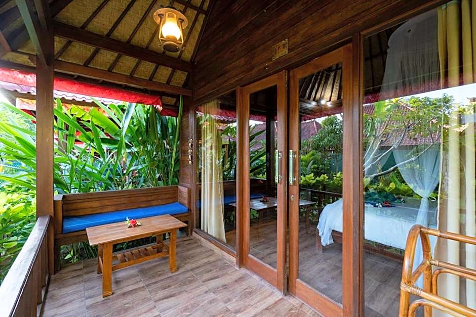 Taos House Lembongan By DeWizZ Management