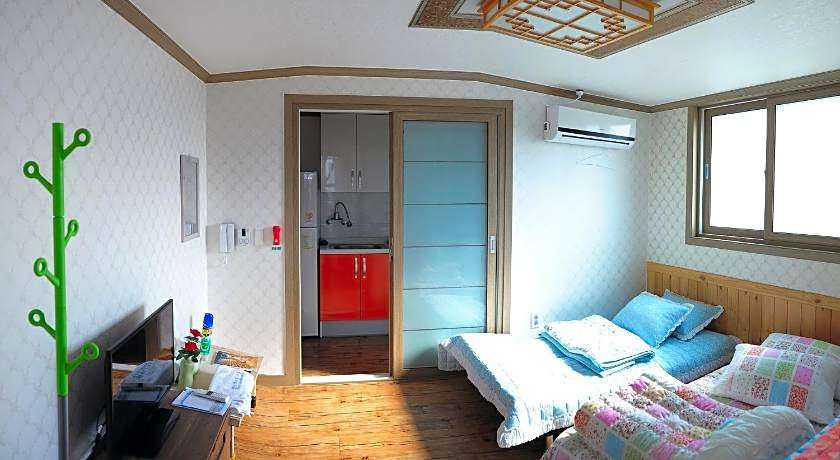 THE 1st Andong Hostel