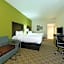La Quinta Inn & Suites by Wyndham Grove City