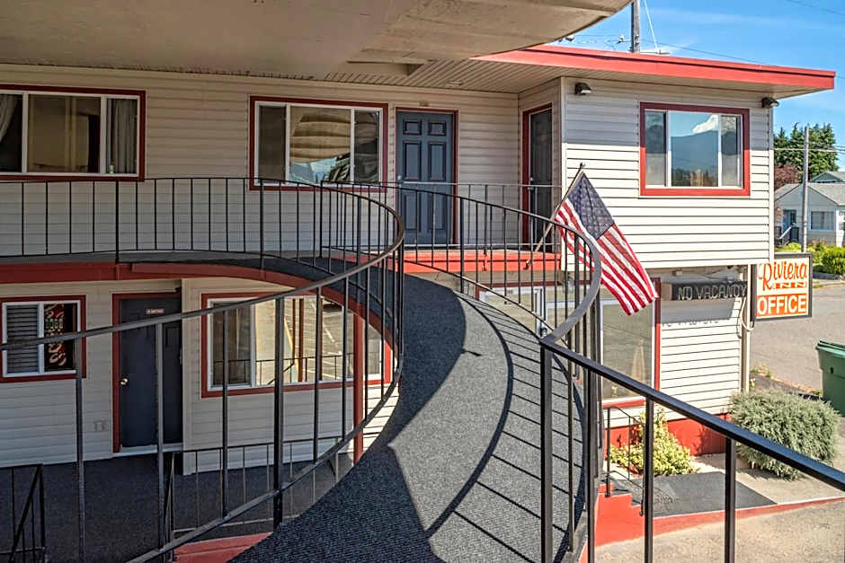 Riviera Inn