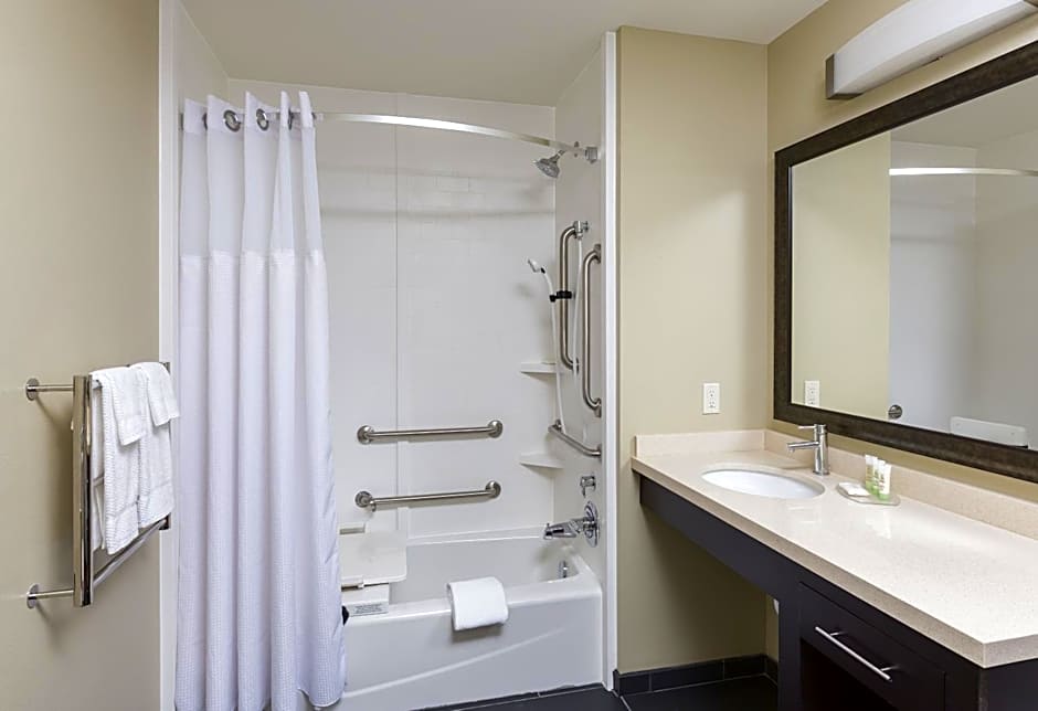 Staybridge Suites Canton By IHG