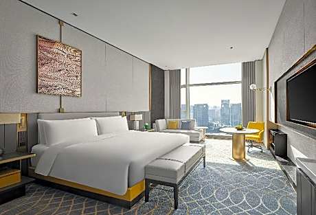 Premium King Room with Lounge Access and City View