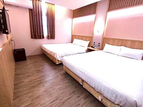 Superior Quadruple Room