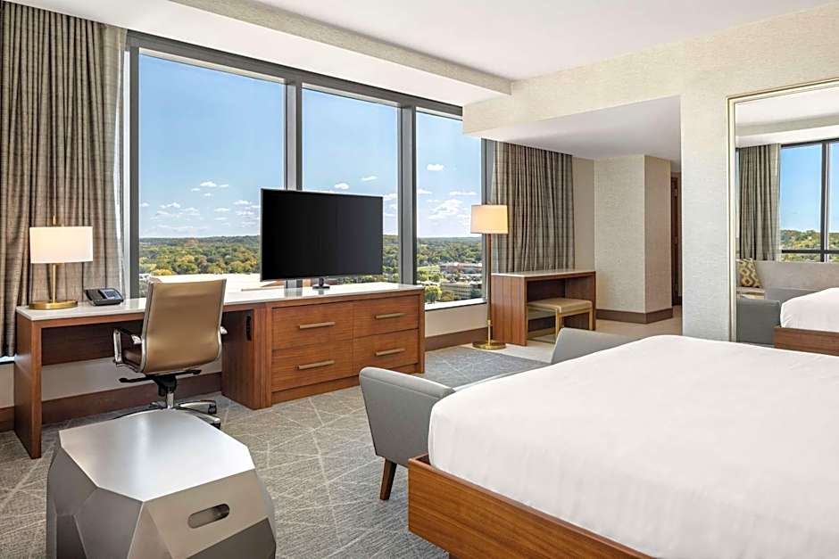 Hilton Rochester Mayo Clinic Area