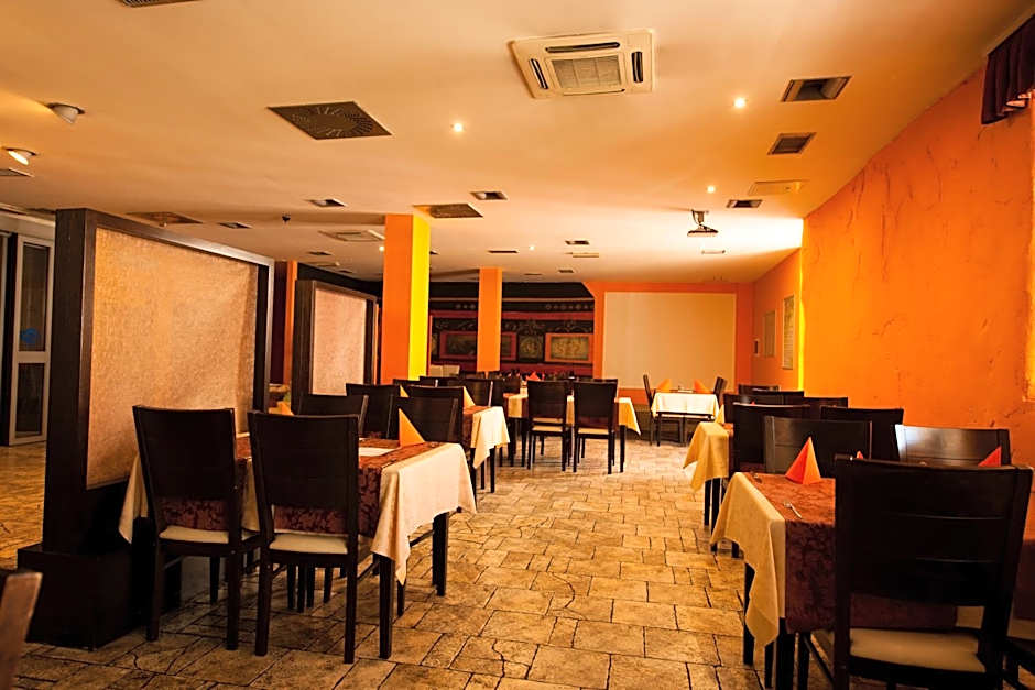 Hotel Gold Club