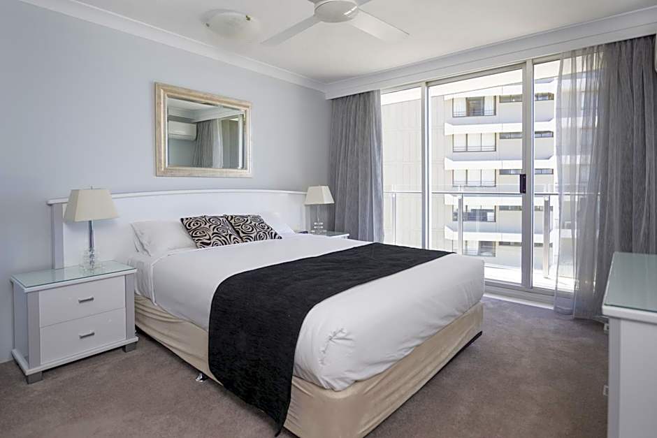 Photo 1 of 4 of 1 Bedroom Apartment, Balcony