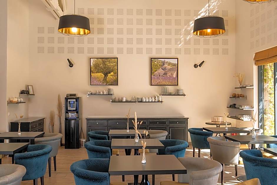 Hôtel & Résidence Lou Paradou Gréoux Les Bains