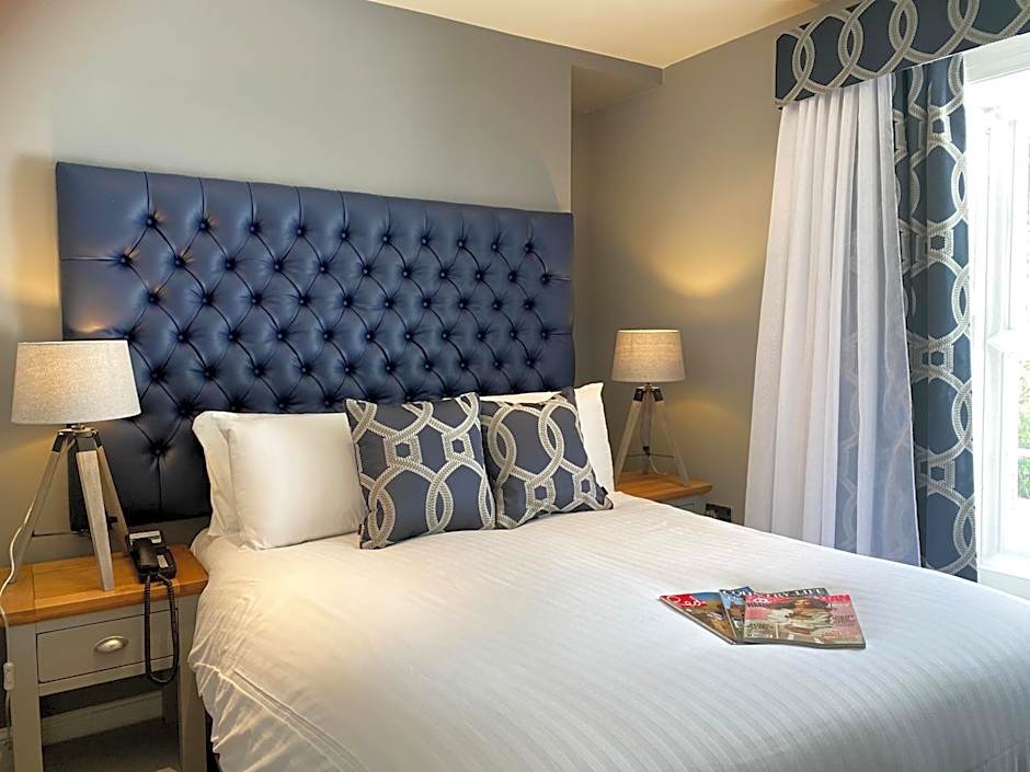 Aberdunant Hall Country Hotel