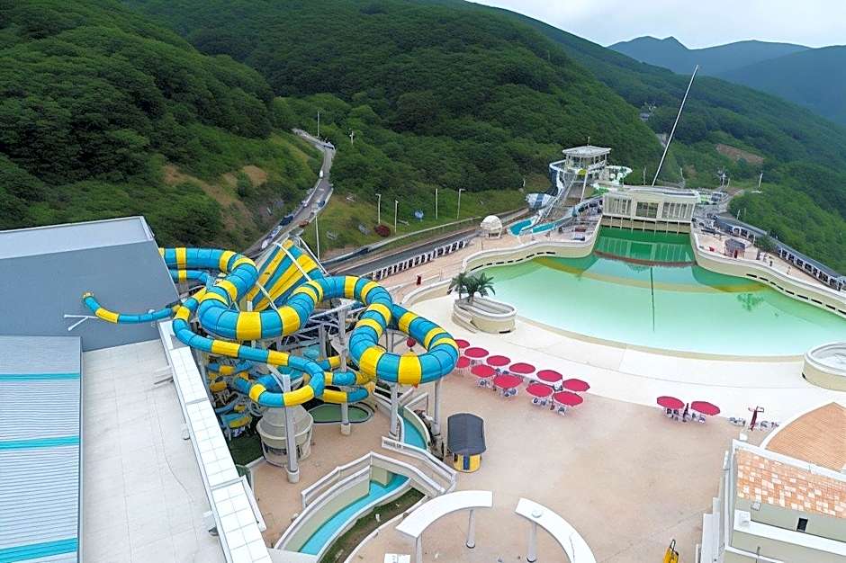 High1 Palace Hotel & CC (High1 Hotel&CC)