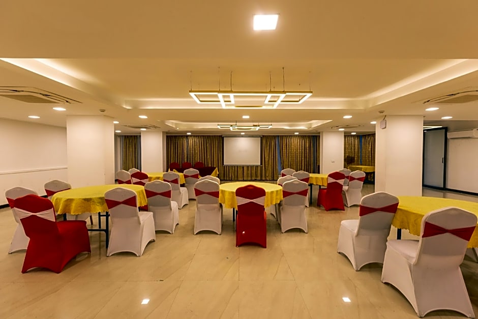 3 BY OYO Nami Residency Ahmedabad