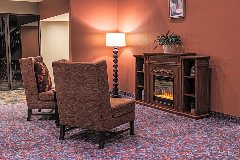 Heritage Inn & Suites Ridgecrest - China Lake