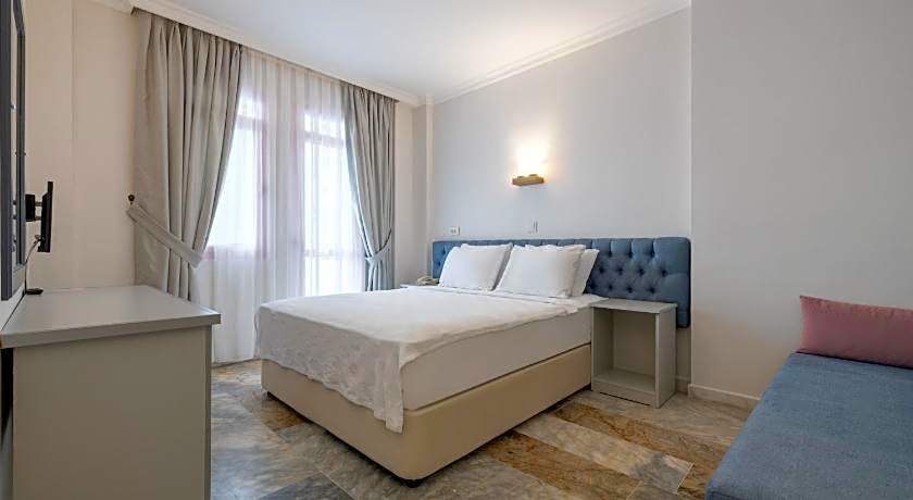 Hanedan Beach Hotel