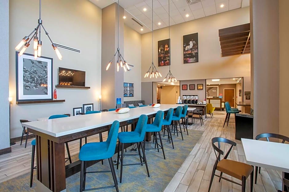 Hampton Inn By Hilton & Suites Cincinnati/Kenwood, OH